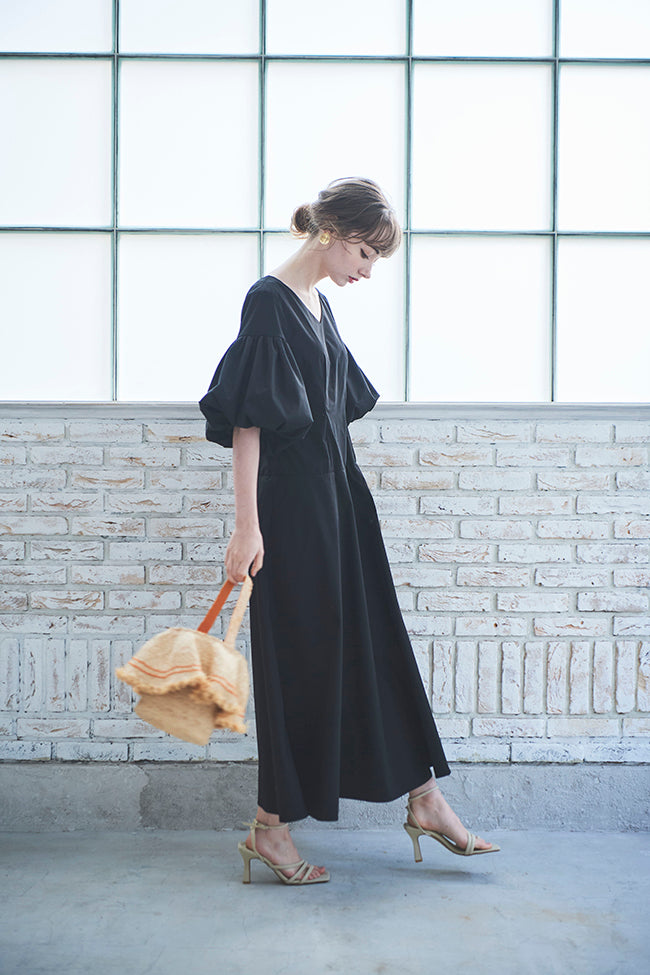 バルーンスリーブAラインワンピース – ADMORE