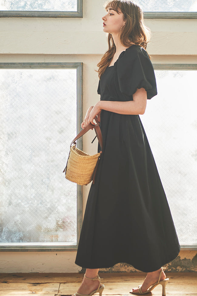 バックオープンワンピース – ADMORE